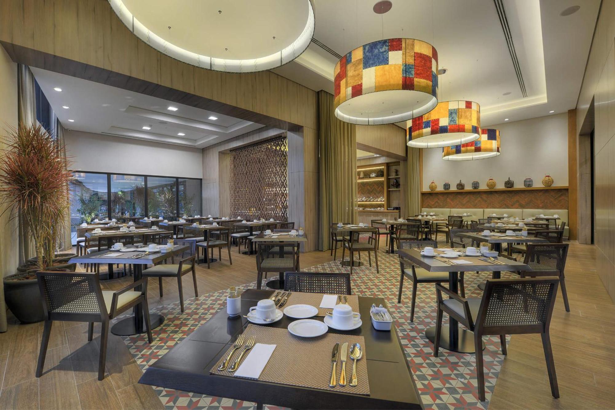 Deville Prime Campo Grande カンポ・グランデ エクステリア 写真 The restaurant