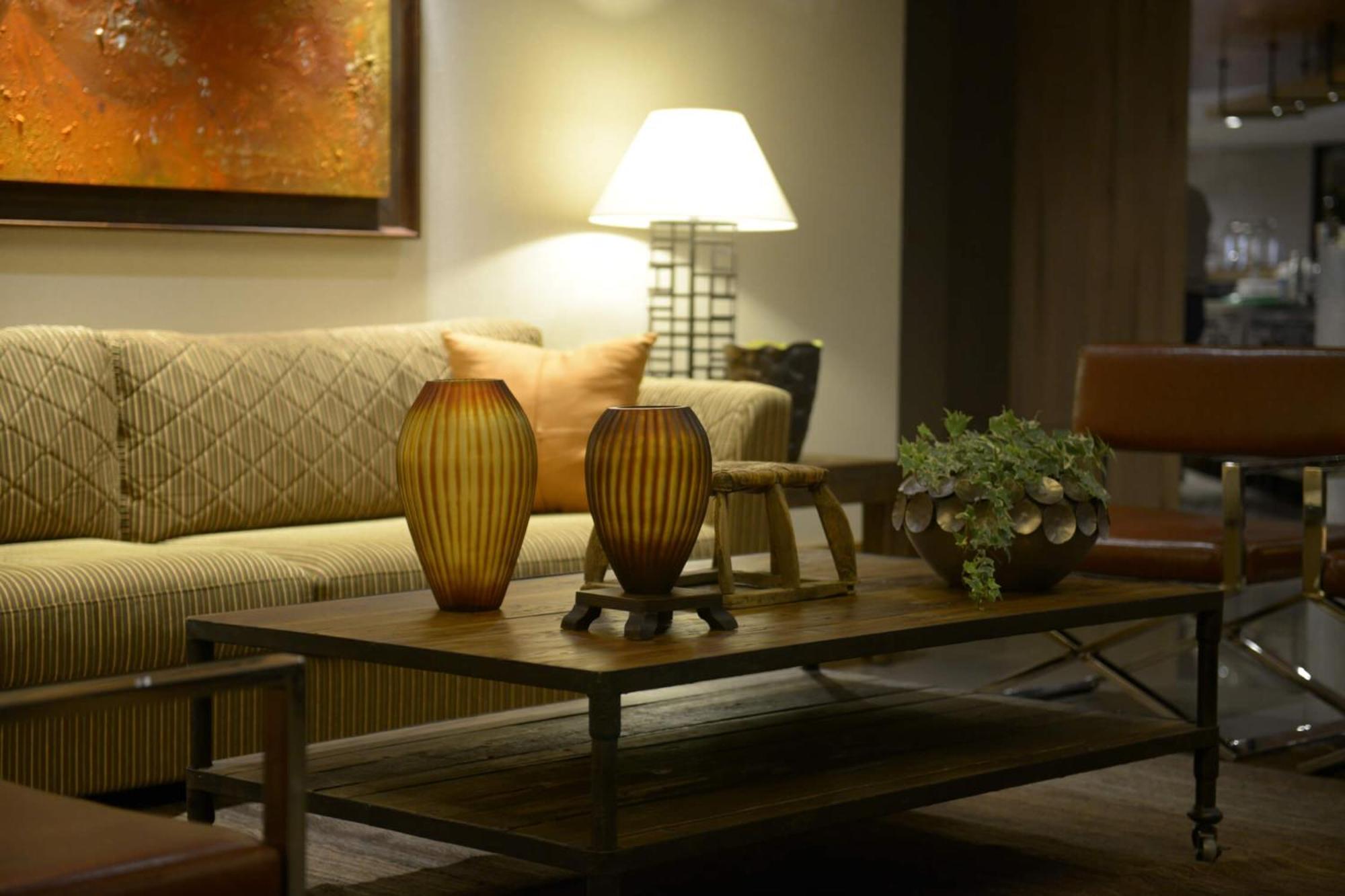 Deville Prime Campo Grande カンポ・グランデ エクステリア 写真 A coffee table