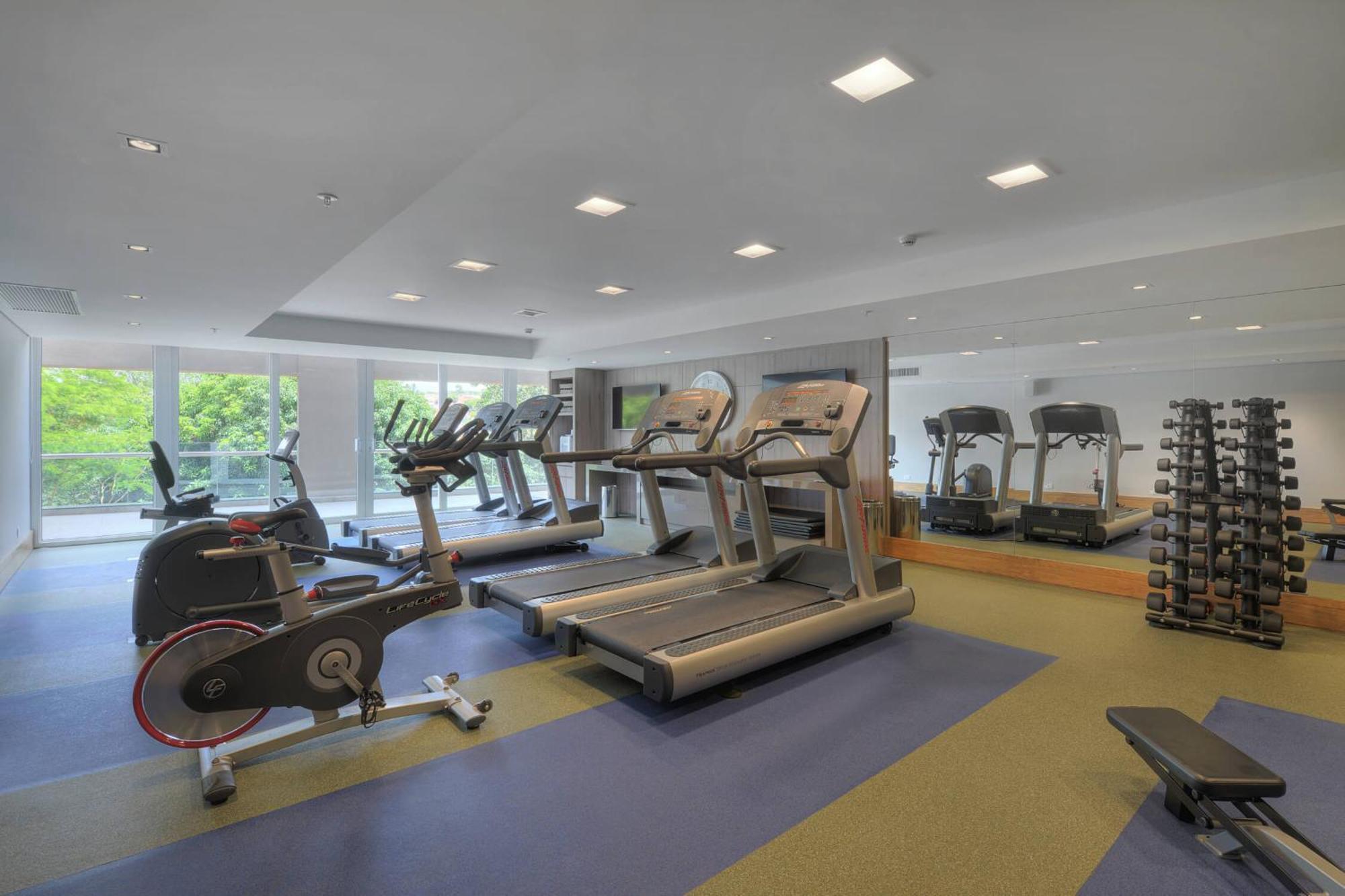 Deville Prime Campo Grande カンポ・グランデ エクステリア 写真 The gym at the hotel